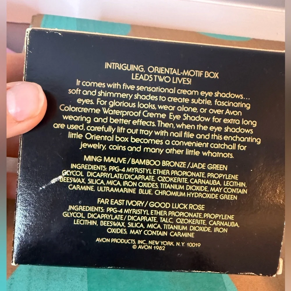 New Vintage Avon 1982 China Fantasy Eyeshadow Collection